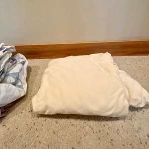 Savvy Rest Organic waterproof mattress protector